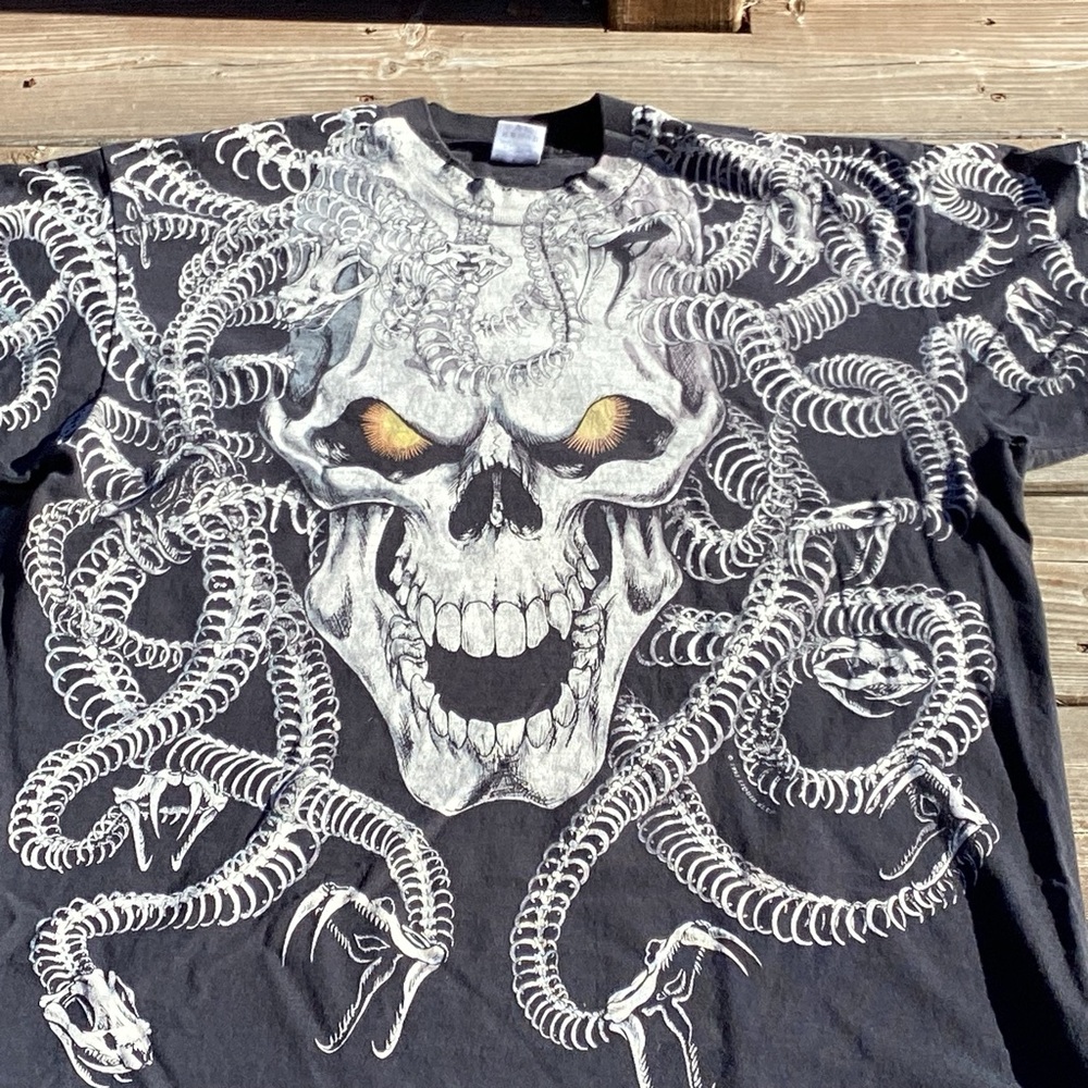 1993 Liquid Blue Mens Graphic Tee XL Cotton Vintage - Picture 2 of 16